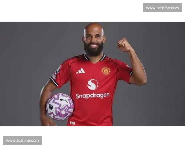 韦斯・布朗盛赞姆贝乌莫加盟曼联：红魔下赛季前景可期