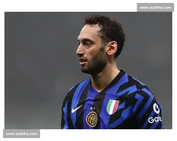 斯基拉：加拉塔萨雷 1000 万欧年薪锁定恰尔汗奥卢，土超豪门豪购背后的资金密码